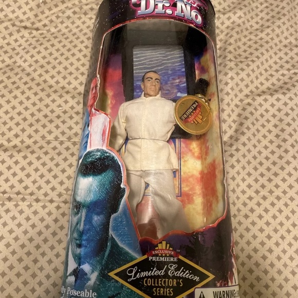 James Bond 007 Dr No 7" Limited Edition Collectors - Picture 1 of 6